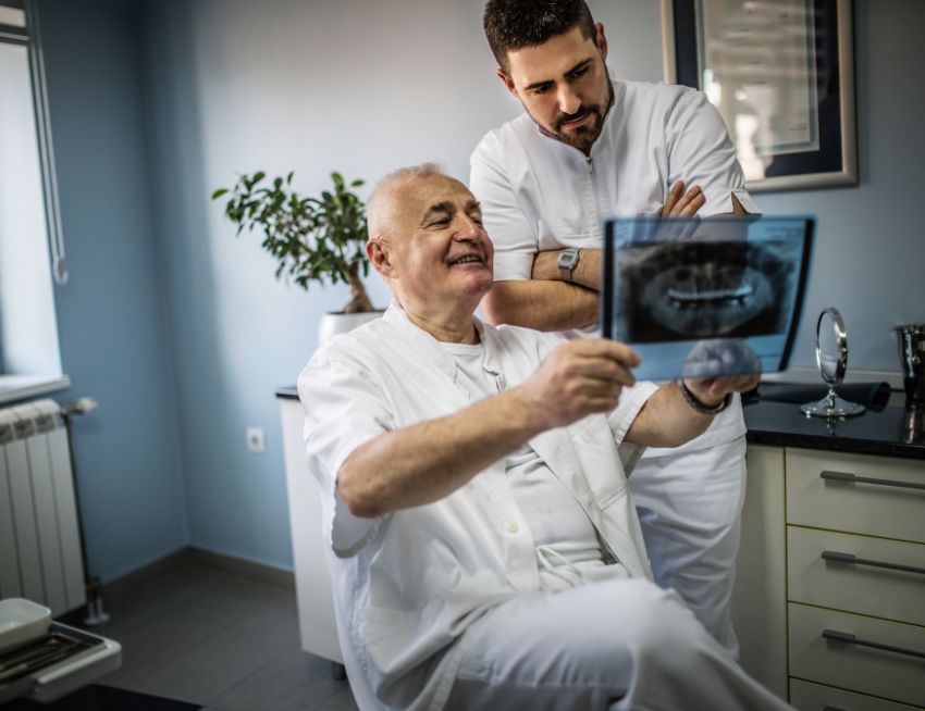 Dentists talk about successful dental implants